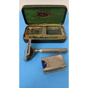 Antique GEM DAMASKEENE 1912 Style SE Safety Razor w Case Green Box blades Deco